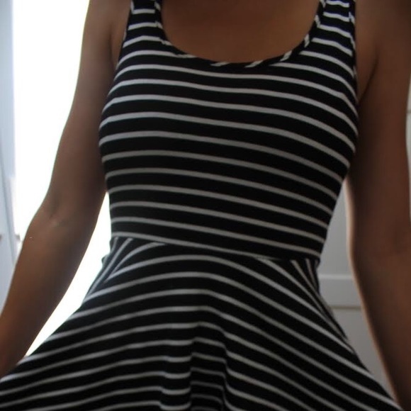 Stripe dress - Picture 2 of 2